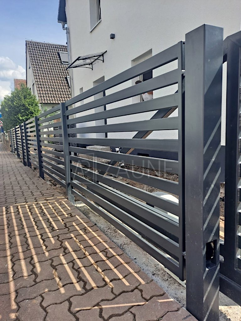 AP Zaune - Karlstein Moderne Zaun - Verkoop en uitgebreide montage van metalen hekken - apzaune.de